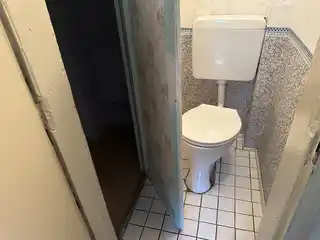 Gäste-WC EG