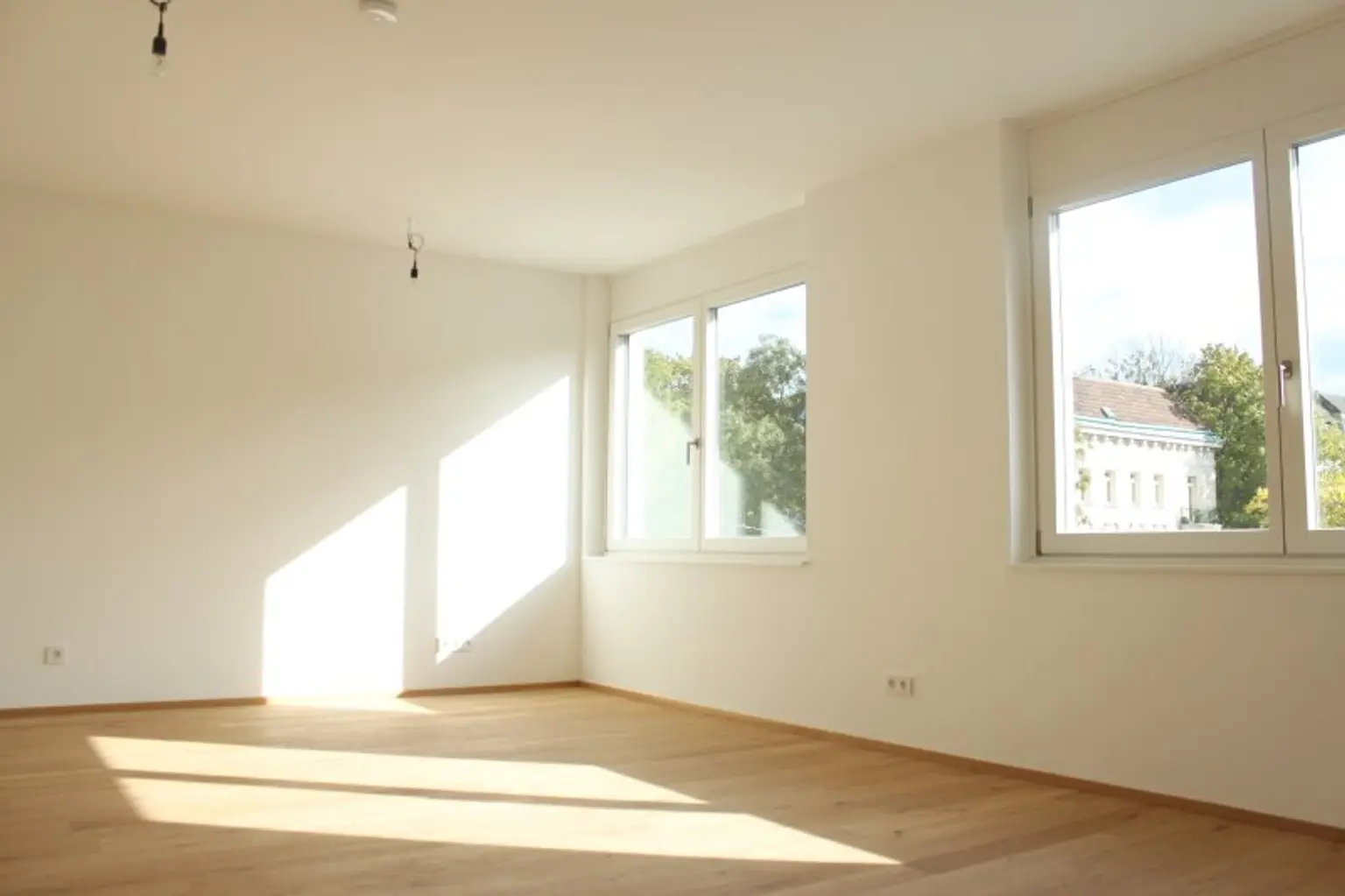 Sonnige 2-Zimmer-Wohnung - Klimaanlage - Sehr guter, gepflegter Zustand - Ausgezeichnetes Raumkonzept