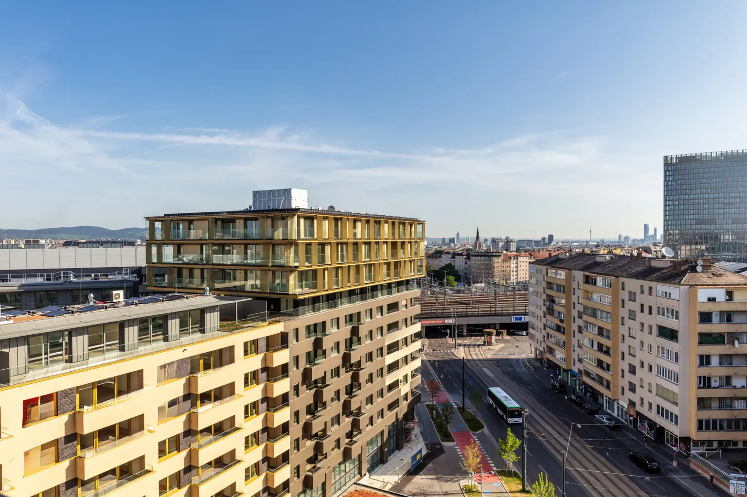 Dachgeschoss-Maisonette mit Garten direkt bei U1 Hauptbahnhof - Neubau Erstbezug + Jahreskarte Öffis