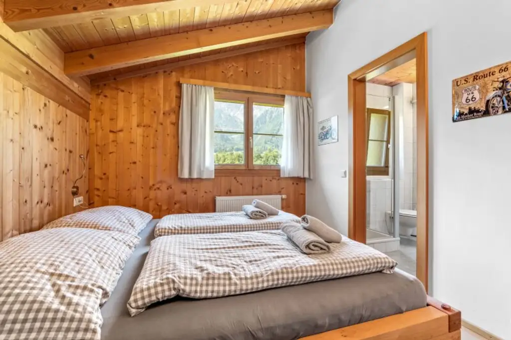 Traumhaftes Chalet in Bartholomäberg: 6 Zimmer, Garten, Terrasse & viel Platz!