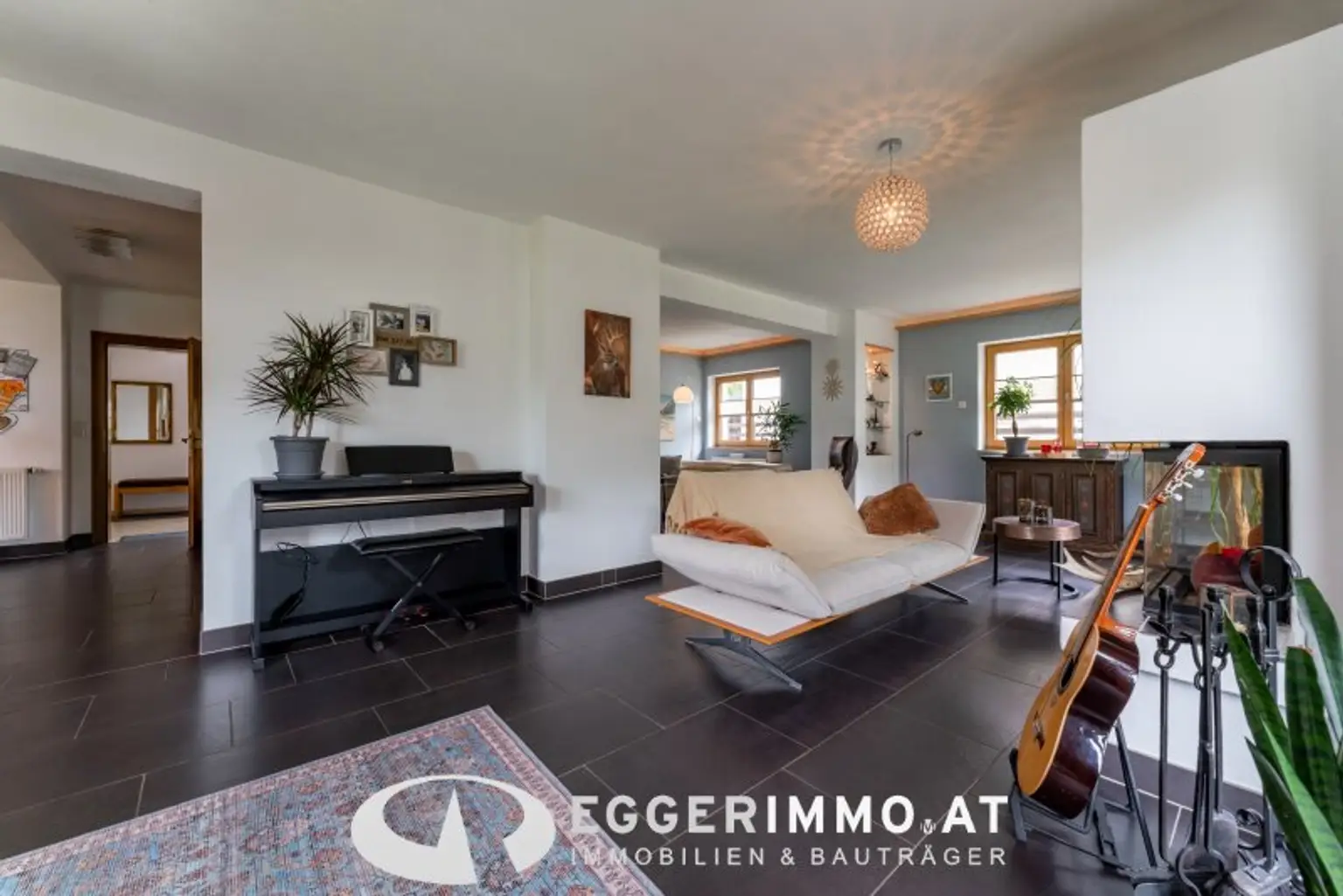 Living and Renting in the Heart of Kaprun – Exclusive Multi-Family House with Separate Apartment