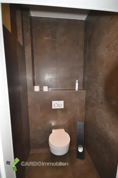 Kleine Hochzeitssaal, attraktive Gewerbefläche, branchenfrei, zu vermieten, ca. 250 m², Nähe UNO City & U-Bahn