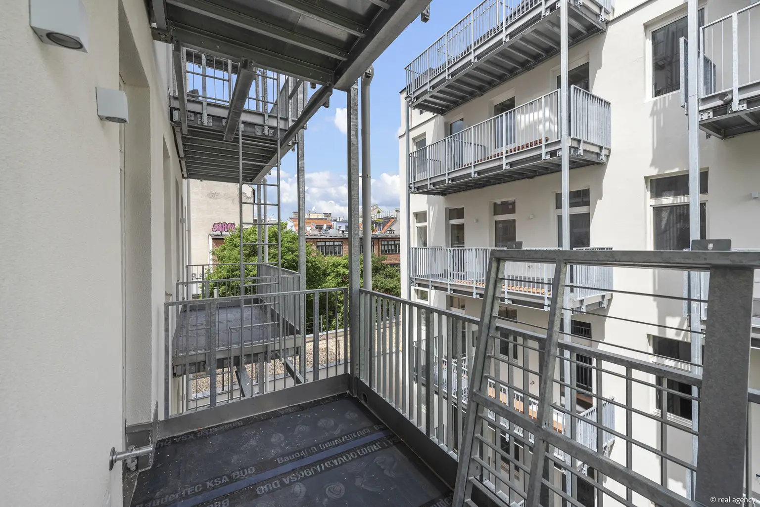 Kompaktes City-Apartment mit Balkon