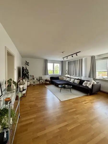 NEUWERTIGE 4-Zimmer Wohnung im Zentrum von Tragwein  II  mit hochwertiger Einbauküche