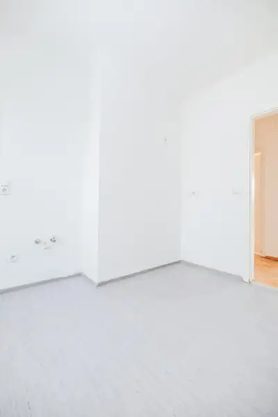 *WOW* I 3. ETAGE MIT AUFZUG I DUSCHE & KOMFORT I BAHNHOFNAH I HAUSTIERE ERLAUBT I MODERNER STYLE I TOP AUFTEILUNG I PROJEKT WOHNEN