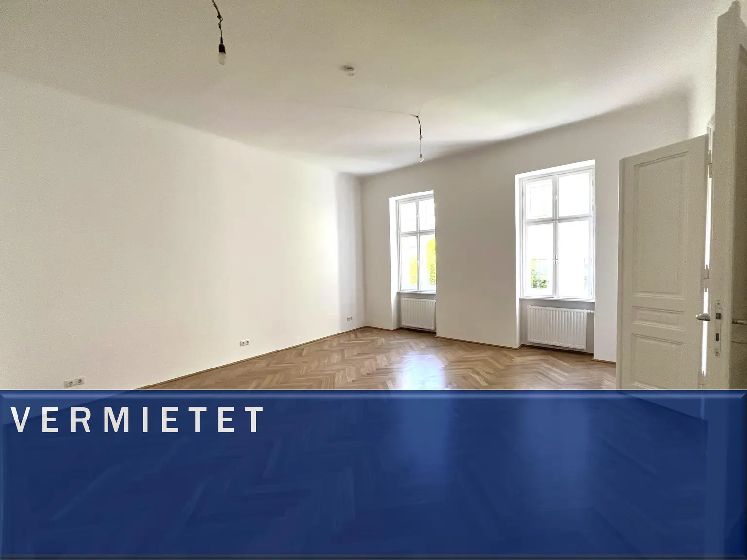 ERSTBEZUG NACH SANIERUNG: Ruhige Altbauwohnung in der Praterstraße