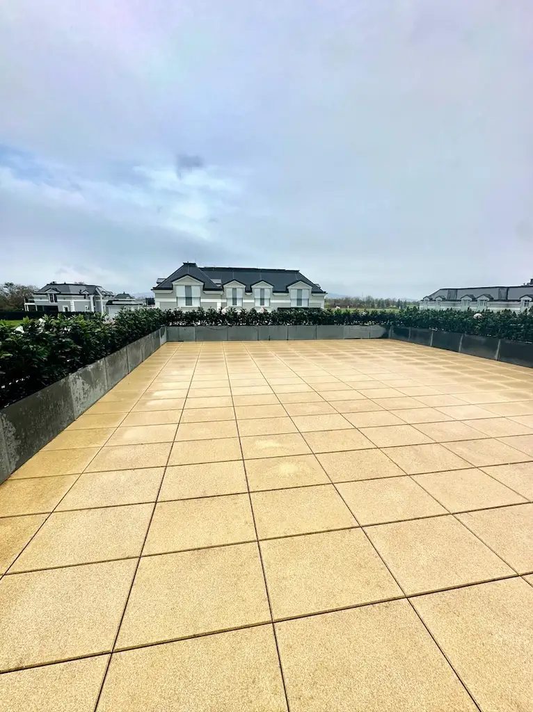 Luxusvilla mit Indoor-Pool im exklusiven FONTANA Wohnpark