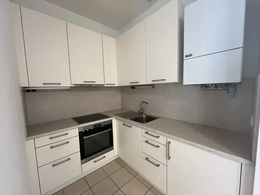 Hervorragend aufgeteilte, helle 1-Zimmerwohnung nahe Servitenviertel