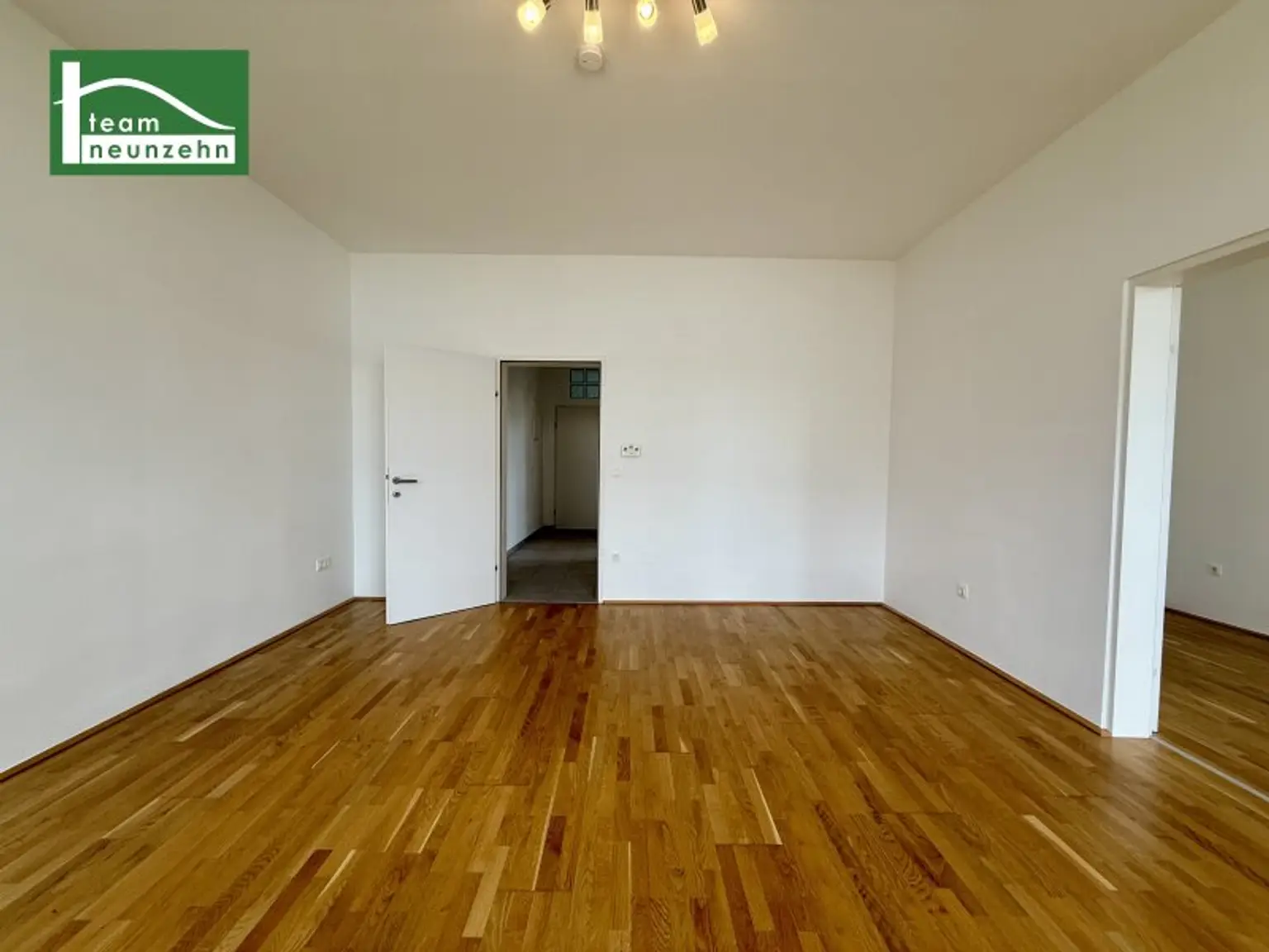 Helle 2-Zimmer-Wohnung in ruhiger Seitengassenlage – sofort beziehbar!