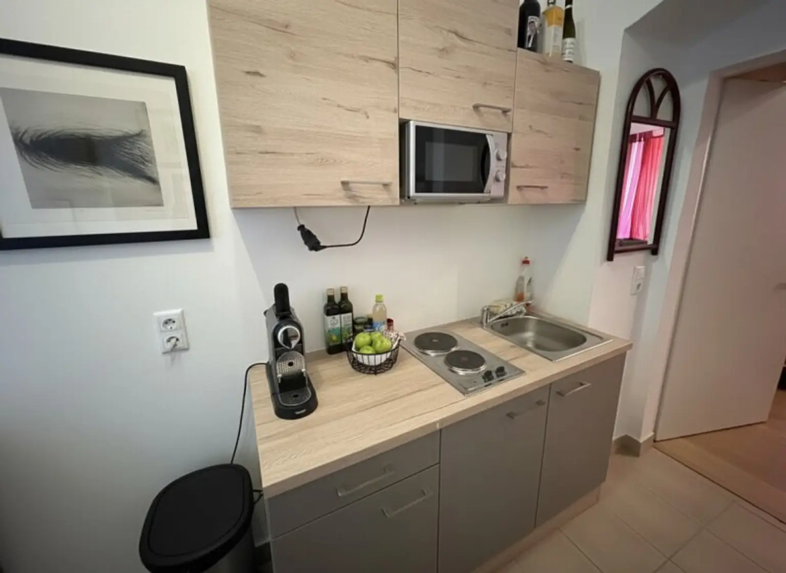 Vollrenovierter Altbau-Charme mit Wohlfühlfaktor