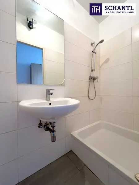 Balkon kommt! – Diese 2-Zimmer-Rarität hat alles: Charme, Licht & Potenzial!