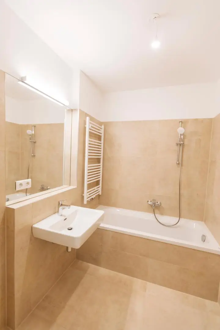 DACHGESCHOSS-MAISONETTE MIT STIL&WEITBLICK! PROVISIONSFREI!