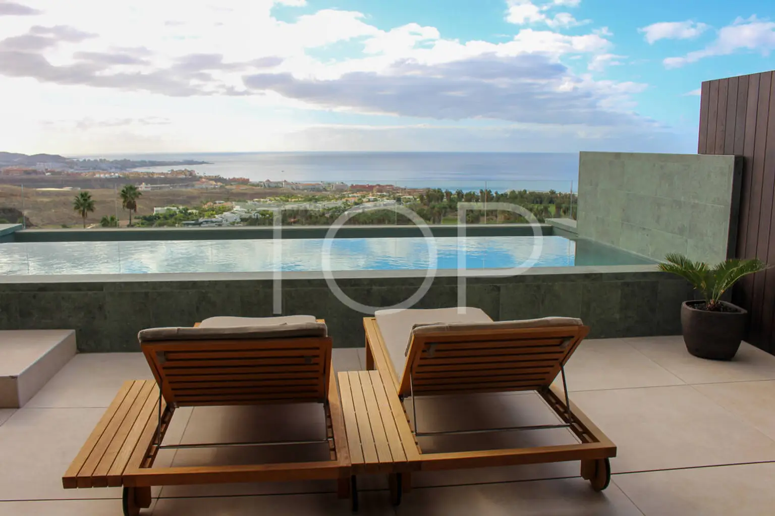 Bungalow mit privatem Pool und Meerblick in Anlage der begehrten Lage am Golf Costa Adeje