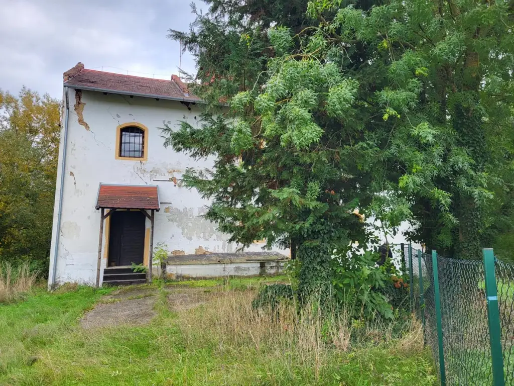 HISTORISCHE MÜHLE MIT EIGENER STROMVERSORGUNG IN SÜDUNGARN