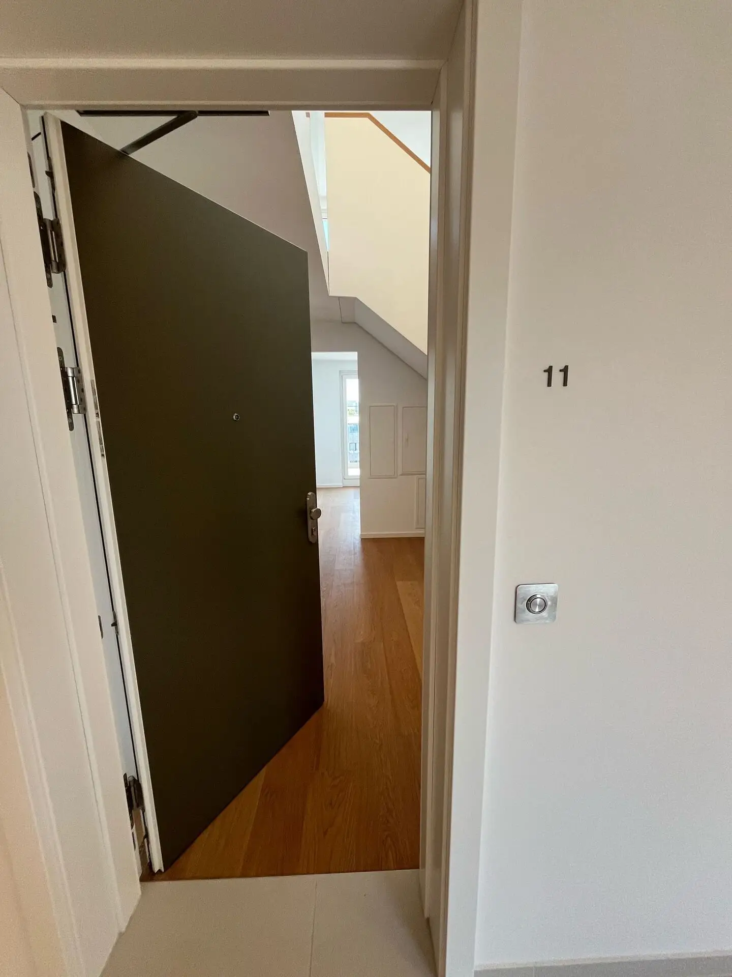 e447f636-d2a9-4cf3-9cbe-f59e2cc7a063