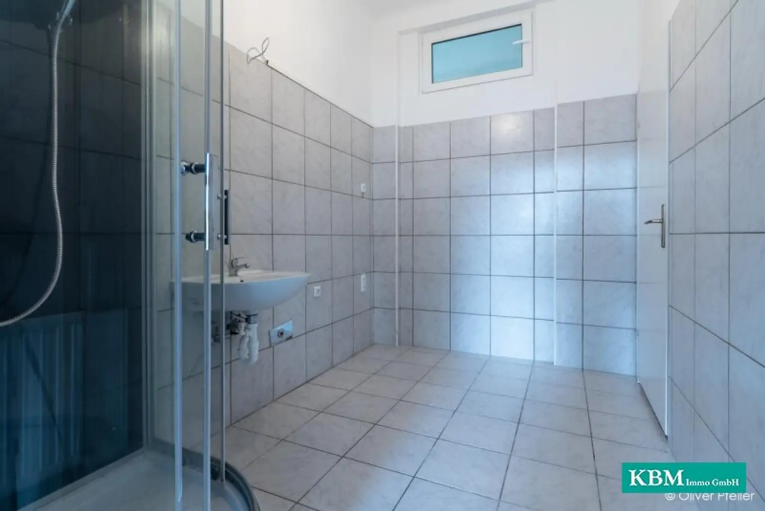 Charmante Altbauwohnung in Toplage – 2-Zimmer-Wohntraum mit Stil und Helligkeit