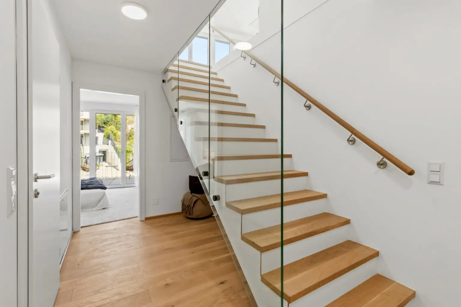 B | ++ WEITBLICK. RUHE. STIL. ++ 3-ZIMMER-MAISONETTE in BESTLAGE | Prima Service Immobilien