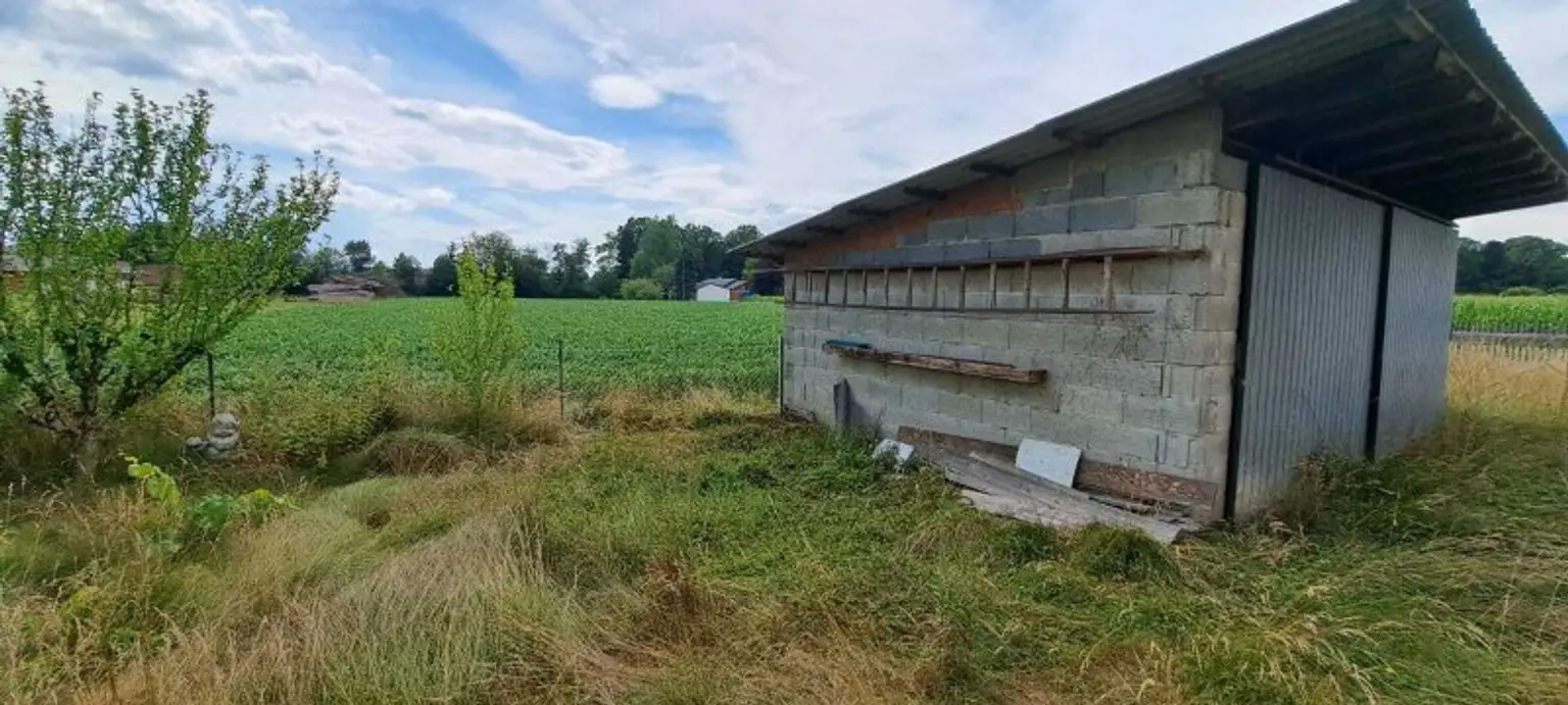 Sanierungsbedürftiges Haus mit Garage und Grünblick in Deutsch Goritz – Ihr neues Projekt!