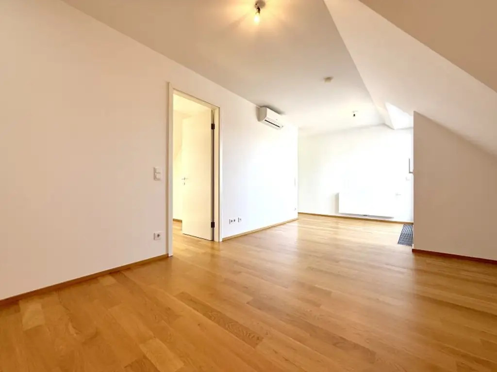Helle 3-Zimmer Wohnung mit Terrasse, Nähe St. Anna Kinderspital