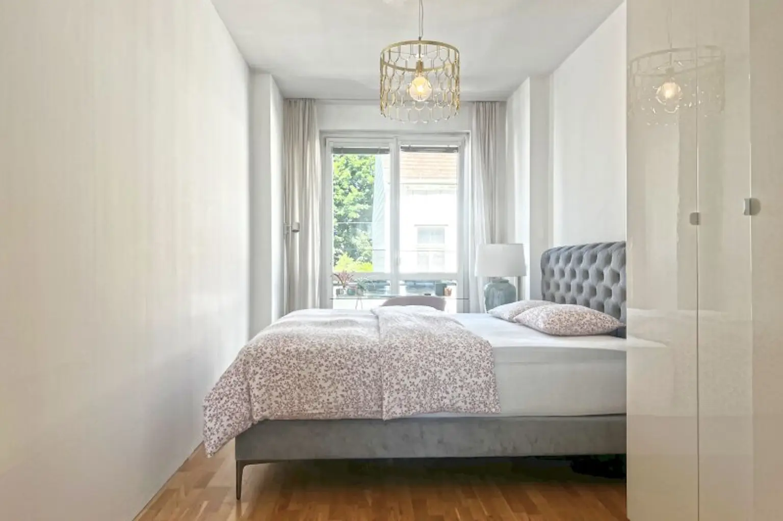 Großzügige 4-Zimmerwohnung - nur wenige Gehminuten zur U4 Braunschweiggasse