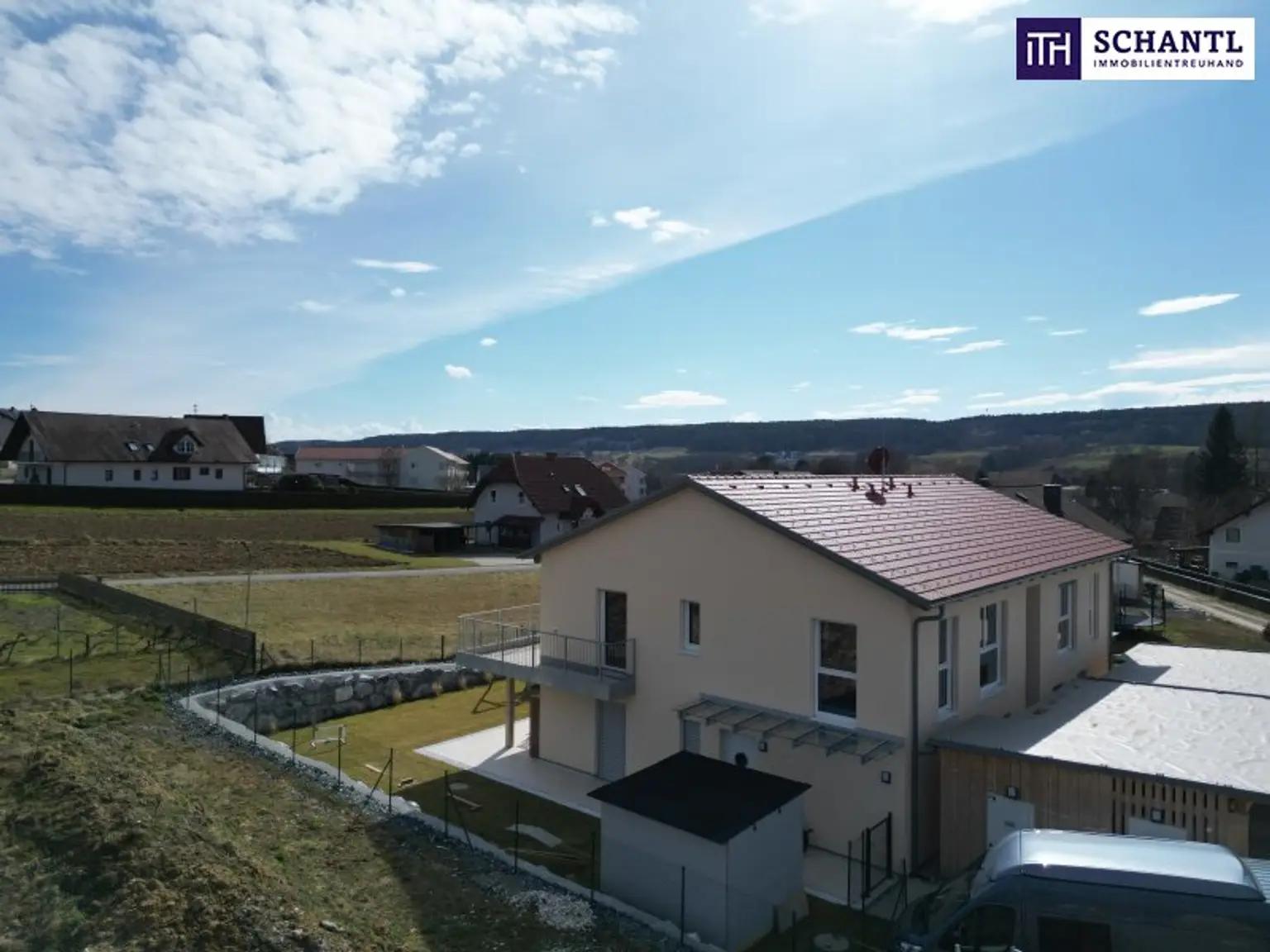 Exklusives Immobilienangebot! Moderne Maisonette mit ca. 120 m² in der Thermenregion Bad Waltersdorf! Neubau-Erstbezug mit hochwertiger Ausstattung!