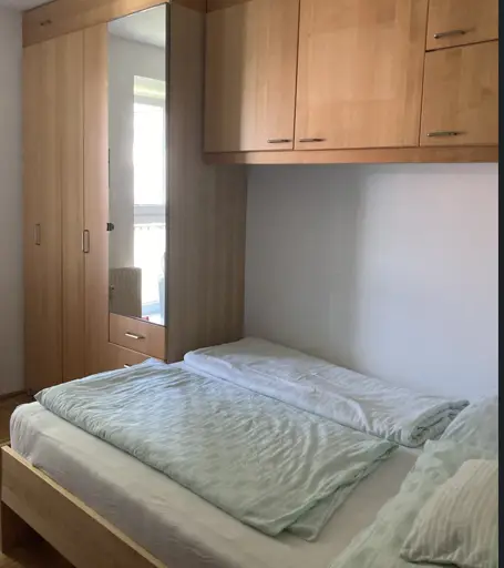 Sehr gepflegte und barrierefreie 4-Zimmer Eigentumswohnung in zentraler, ruhiger Wohnlage mit Grünblick. Empfehlenswert!