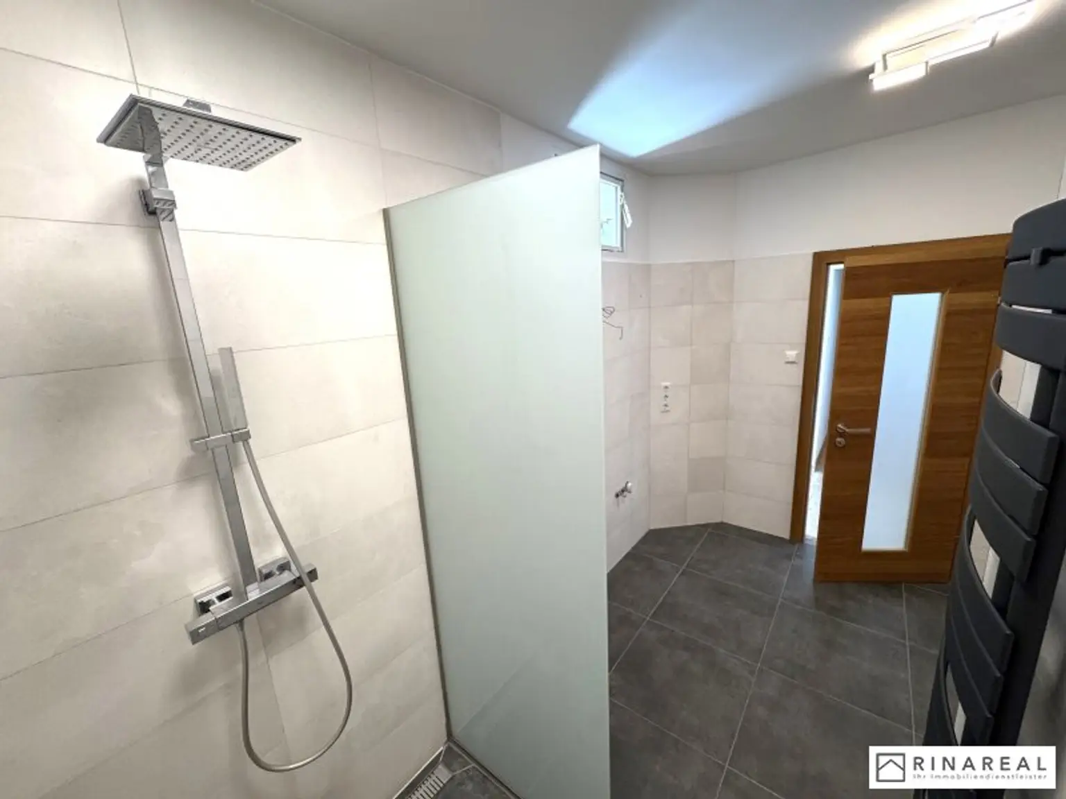 Bungalow mit Randlage an der Wienerbruckstraße - ca. 244 m² Eigengrund | 4 Zimmer | BIOTOP | 2019 tlw. renoviert