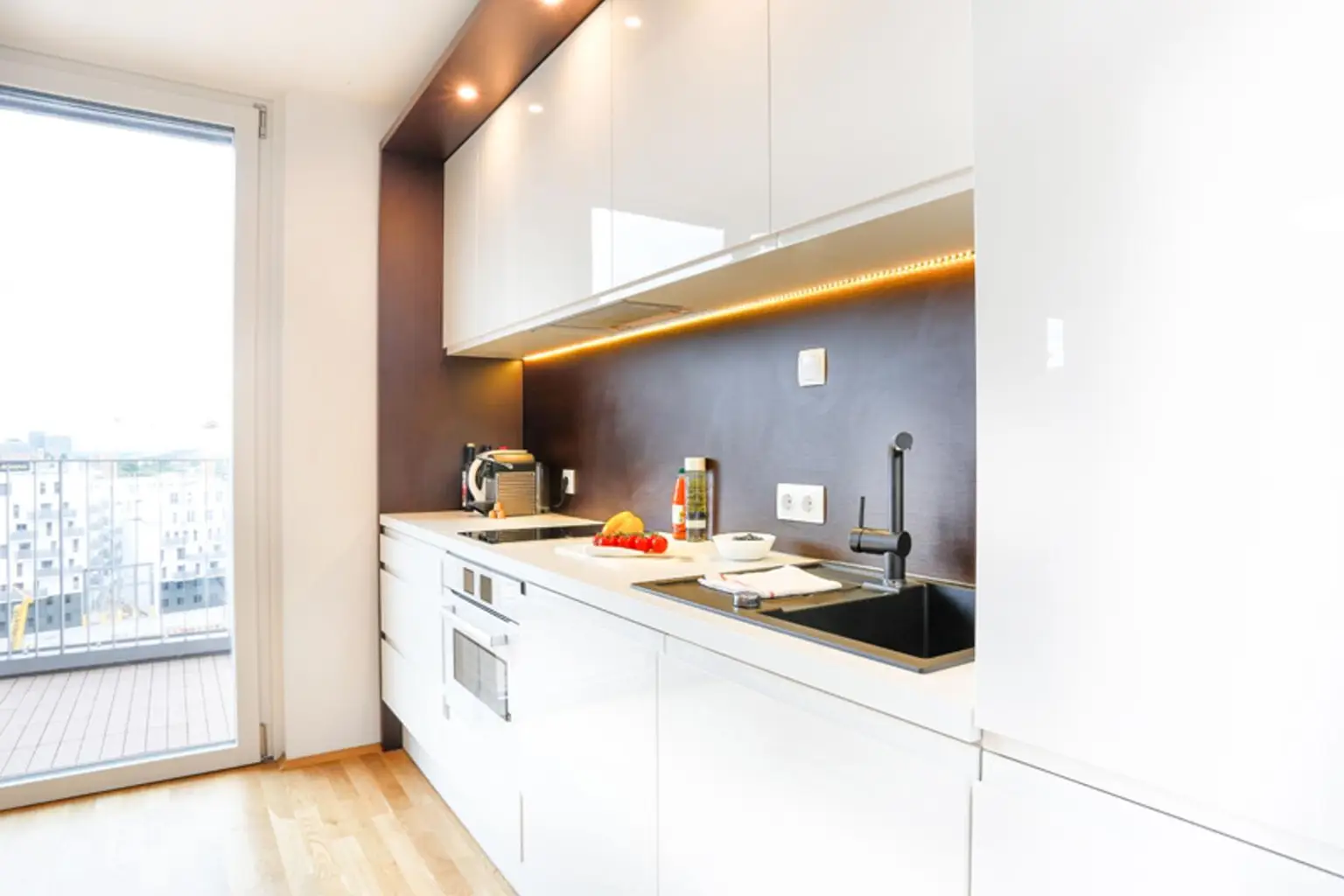 "Möblierte Dachgeschosswohnung"