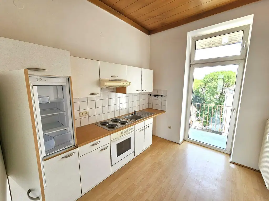 2 Zimmer nähe XXX-Lutz - Eigentum, ab sofort beziehbar - H11/13  ++Videorundgang++