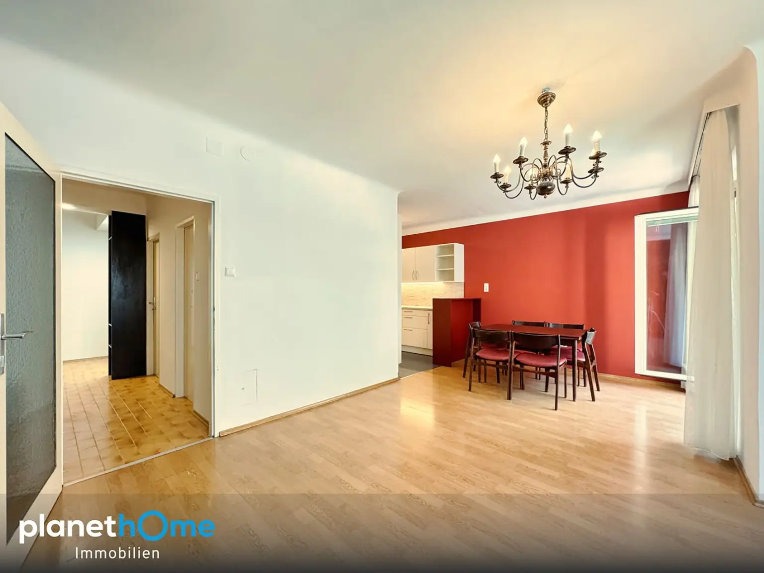 Wohnzimmer Kueche Essplatz