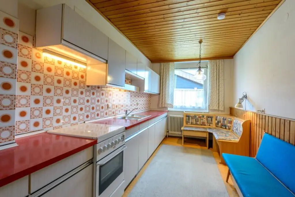 Geräumige 4-Zimmer-Wohnung in ruhiger Grünlage – nur  2 Gehminuten zum Wolfgangsee