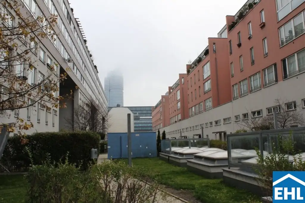 Top 4 Zimmerwohnung mit Loggia und Terrasse nahe dem Millennium Tower
