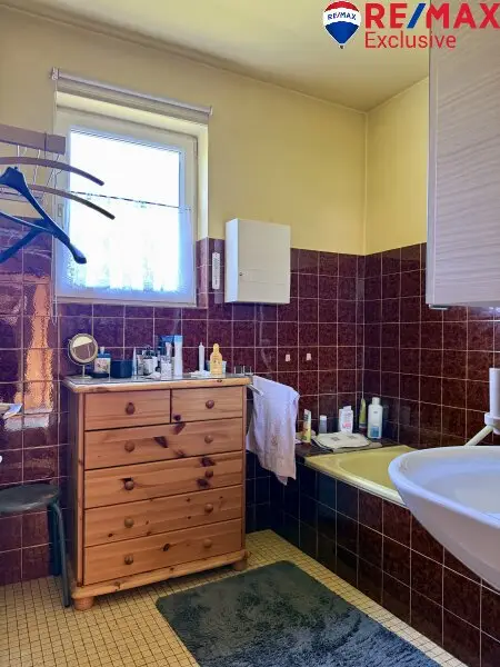 Bergzauber – Einfamilienhaus mit 158 m² Wfl. & 5.104 m² Grund in Puchberg am Schneeberg!