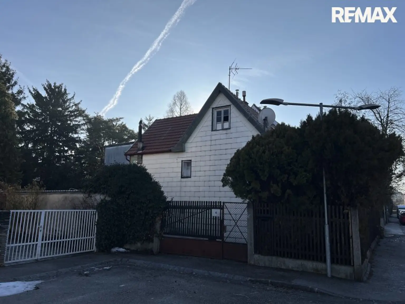 Traumhaftes Baugrundstück mit Altbestand in Wiener Neustadt!