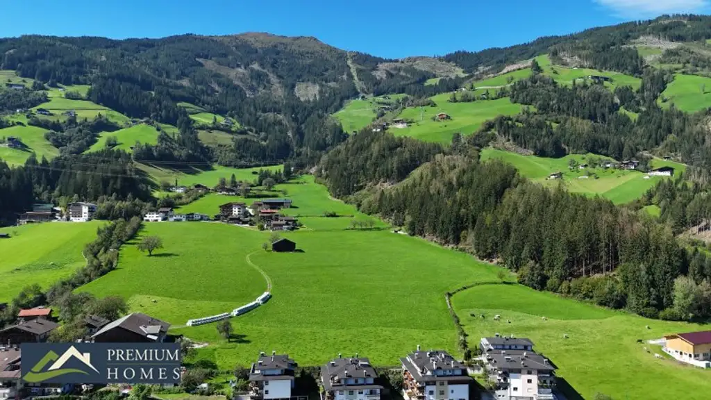 FÜGENBERG - Es erwartet Sie eine Doppelhaushälfte in Aussichtslage - 5 Zimmer, Garten & 2 Balkone!