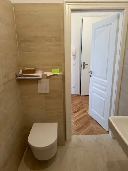 ERSTBEZUG Top sanierter Altbau mit Fernblick und Lift