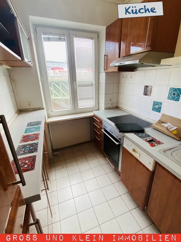 Zimmer_Küche_
Kabinett  - Wohnung 

Gute Lage_zwischen
2 U-Bahn-Stationen