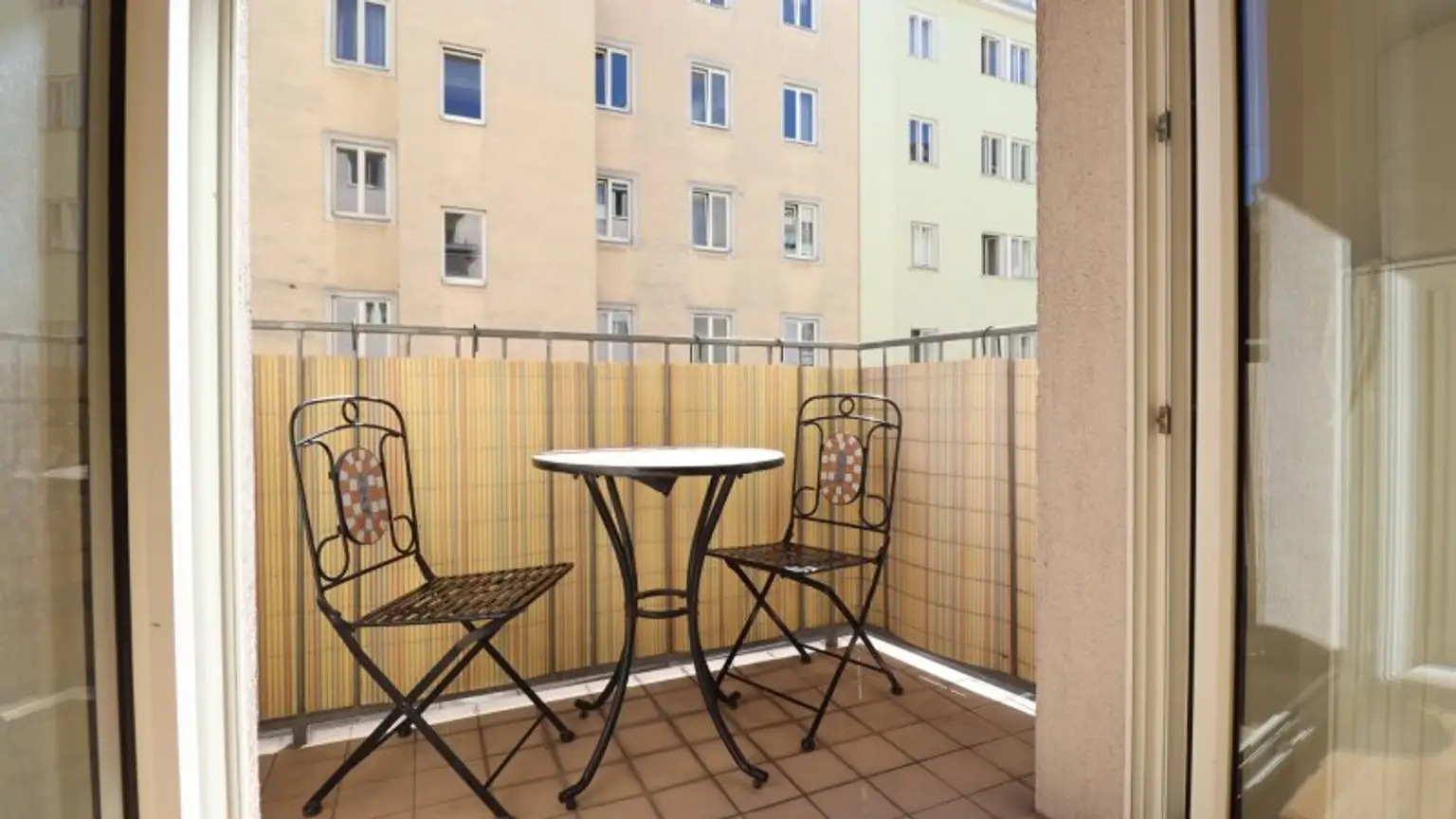 Sonnige 3-Zimmer-Wohnung mit Süd-Balkon im Nibelungenviertel