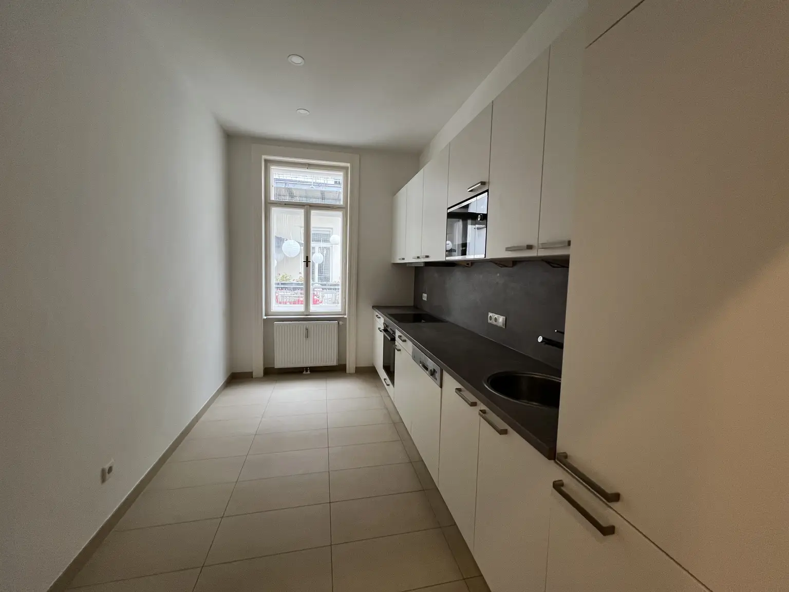 Unbefristet: Stilvolle, ruhige Stadtwohnung in zentraler Lage