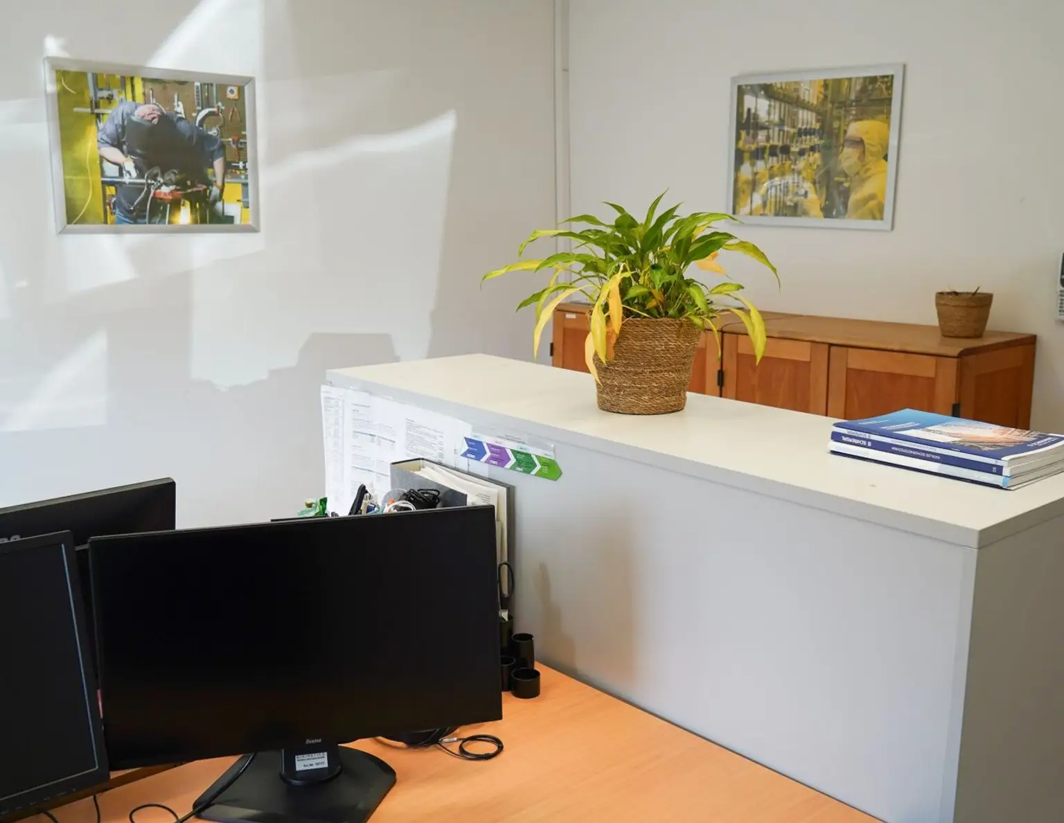 Gewerbe Halle und Büro zu mieten in Villach.