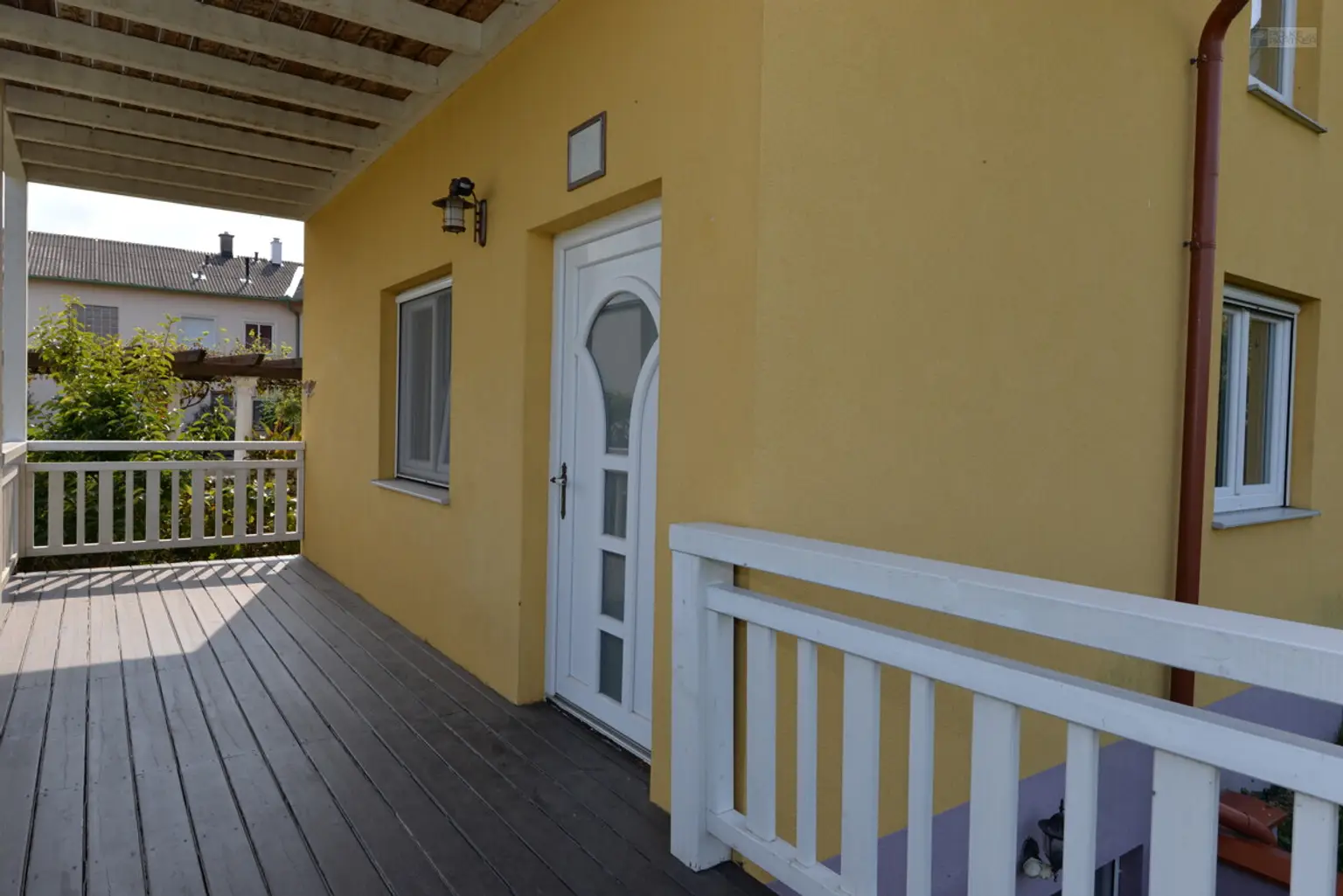 SE(H)ENSUCHT: SIEH DEN SEE!   EINFAMILIENHAUS IN MÖRBISCH MIT SEEBLICK, CARPORT & SOMMERKÜCHE