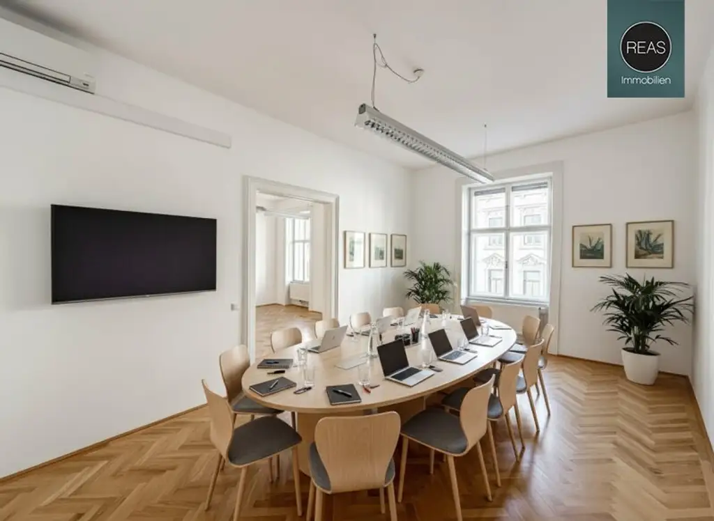 Klimatisiertes Büro bei neuer U5 Station! Repräsentatives Haus in bester Innenstadtlage bei der Votivkirche!