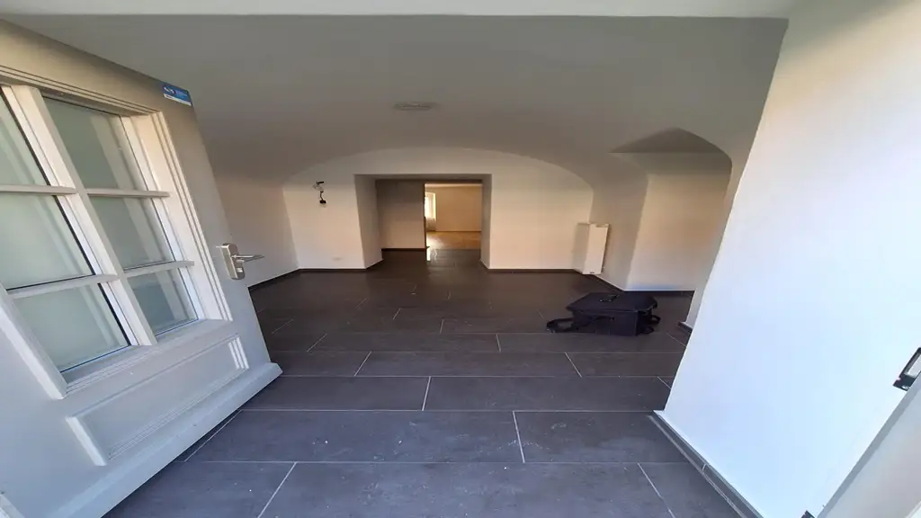 2-Zimmer Wohnung mit Eigengarten im denkmalgeschützen Vorderhaus Stift Gleink zu vermieten