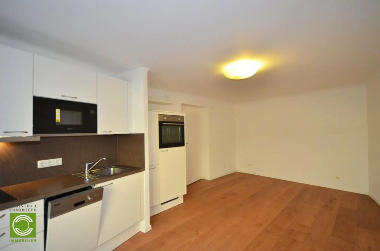 CHRISTOPH CHROMECEK IMMOBILIEN - PERCHTOLDSDORF - Ruhige 2-Zimmer-Miete in Zentrumslage!