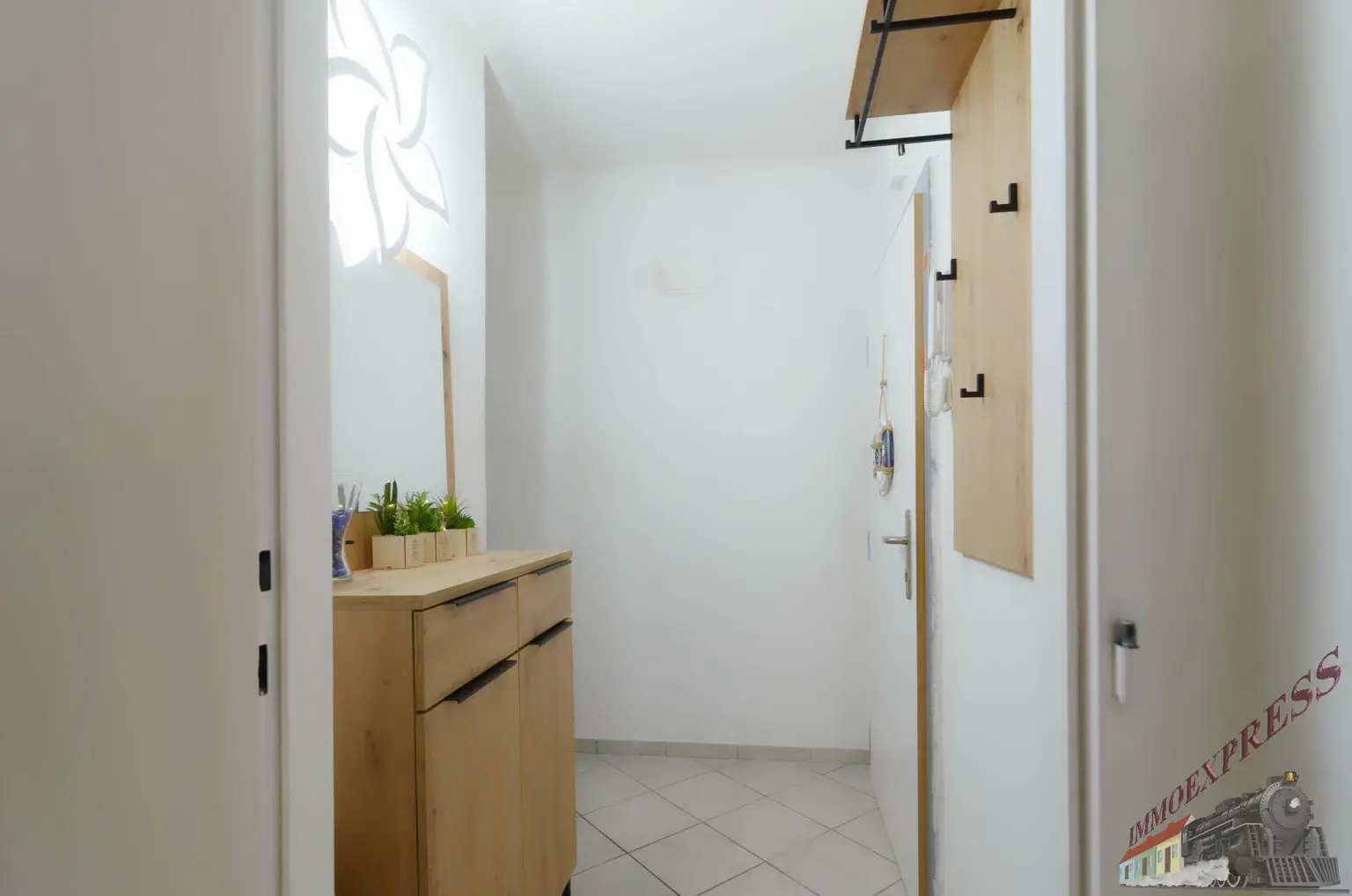 1080 Wien, Lerchengasse -gemütlliche und gepflegte  2 Zimmer-Eigentumswohnung