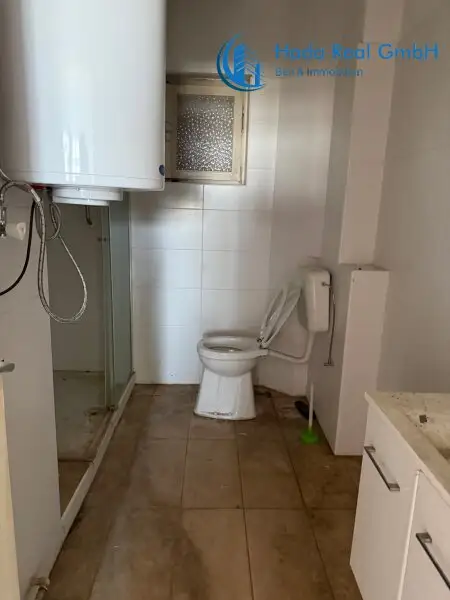 Großfamilienhaus in Brunn am Gebirge: 7 Zimmer, Garage, viel Potenzial