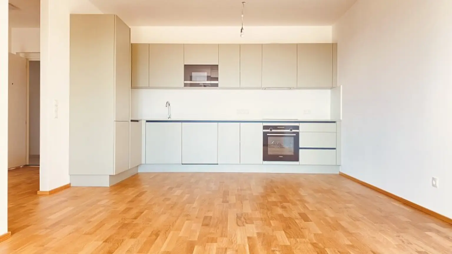 Neubau Erstbezug Drei Zimmer Terrassenwohnung mit Fernblick