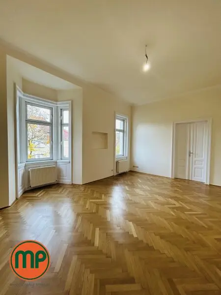 elegantes 6 Zimmerbüro mit Klimaanlage im noblen 13. Bezirk