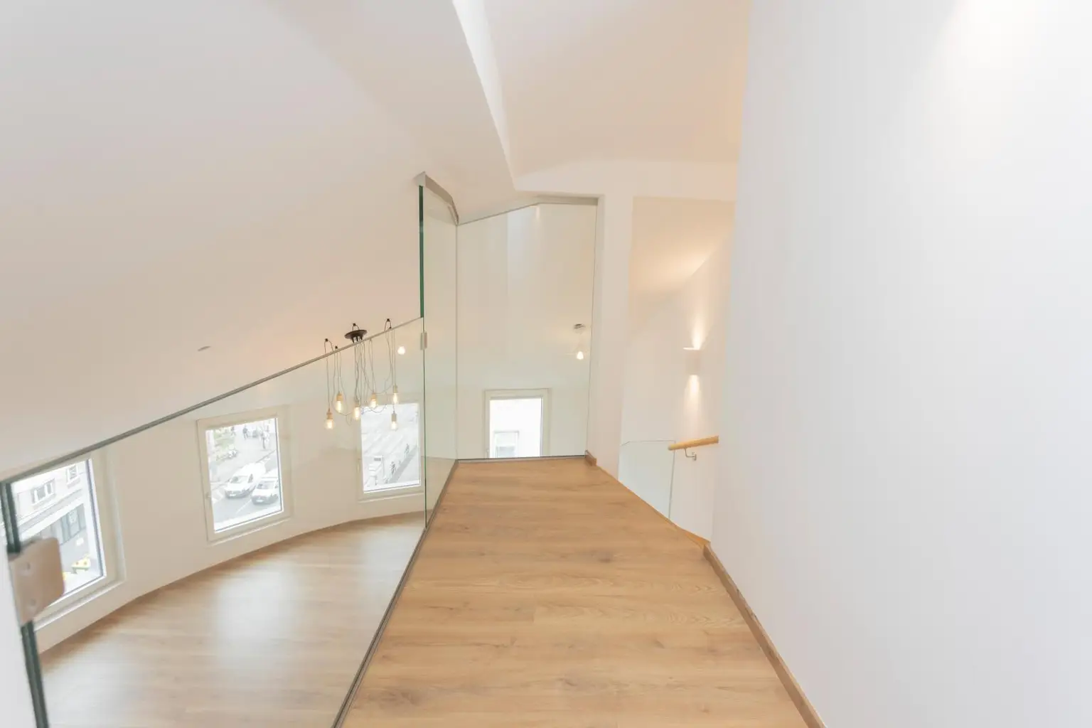 Exklusive Dachgeschoss-Maisonette mit 360° Wienblick und drei Terrassen - 1100 Wien