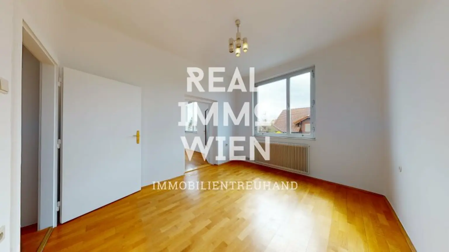 Sehr schönes Einfamilienhaus mit großen Garten im 23. Bezirk!!! 360° - 3D Besichtigung!!!